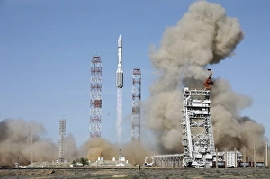 Rakete Proton-M Start