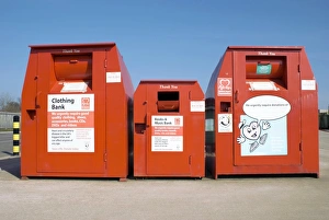 Drucke von Zentrum für die Recyclage von Kleidung Bilder Datiert 2010 März: Mülldeponie