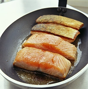 Frying Pan Recipes Drucke: Salmon fillets