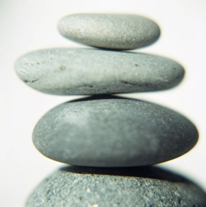 River Rock Formations Drucke: Stacked pebbles
