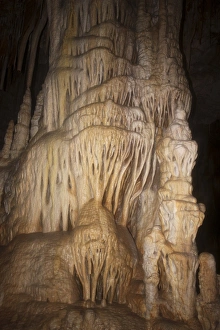 Drucke von Die Avshalom-Stalaktit-Kavernen-Naturreservat (auch Soreq-Höhle genannt) Bilder Datiert 2011 Juni: Hohle Stalaktit-Kavernen