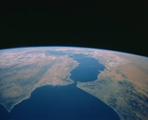 Atlantic Ocean Drucke: Strait of Gibraltar from Space Shuttle