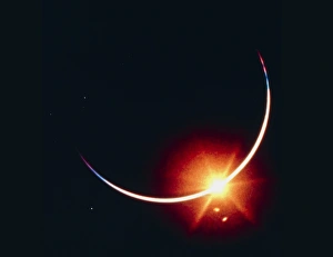 Bilder aus dem Jahr 1985: Sonnenfinsternis durch die Erde verdeckt, aus der Sicht von Apollo 12 gesehen