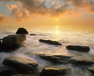 United Kingdom Sea Views Drucke: Sunset over the sea
