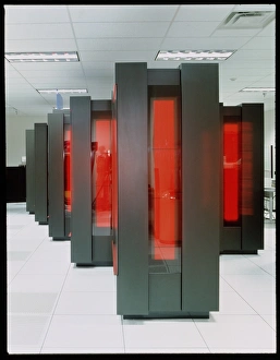 Bilder, datiert 1995: Denkmaschine CM-5 Massivparalleler Computer