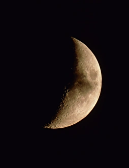 Bilder, datiert 1999: Kumulative Mondfinsternis, teilweiser Phasenstand