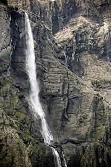 French Pyrenees Landscape Drucke: Waterfall