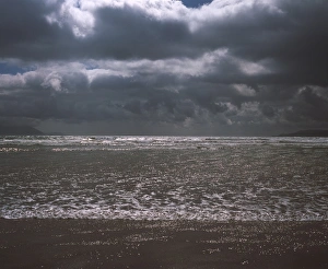 Irish Ocean Views Drucke: Waves on beach