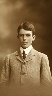 British Physicist Drucke: William Lawrence Bragg, British physicist