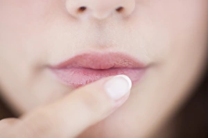 Drucke von MODELL FREIGEBEN, MANS LIPSEN Bilder Datiert 2013 Januar: Frauenlippen