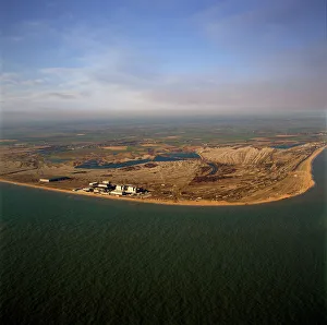 Kent Drucke: Luftbild des Kernkraftwerks Dungeness, Kap Dungeness in Kent
