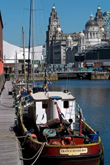 Liverpool Drucke: Das Albert-Dock mit Blick auf die Drei Göttinnen (rückwärtige Flussfrontgebäude)