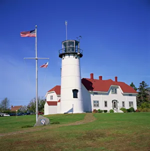 Bilder Datiert 26. Januar 2000: Die amerikanische Flagge fliegt neben der Chathams Lichtstätte auf dem Kap Cod