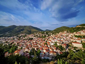 Greek Island Hopping Guide Drucke: Ano Vathy, elevated view, Samos Town