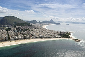 Rio De Janeiro Beaches Drucke: Arpoador and Copacabana beaches and the Arpoador peninsula, Rio de Janeiro, Brazil
