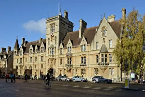 Drucke von Bollion-Kolleg und Breite Straße in Oxfurd im englischen Land der Vereinigten Königreichs an der europäischen Seite Oxfordshire Drucke: Bollion-Kolleg Oxfords Straße in der englischen Grafschaft Oxon im Vereinigten Königreich von Großbritannien und Irland