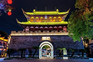 Chinese Cultural Heritage Sites Drucke: Baoning Gate, reconstructed 2004