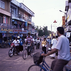 Bilder Datiert 14. Januar 2000: Batticaloa