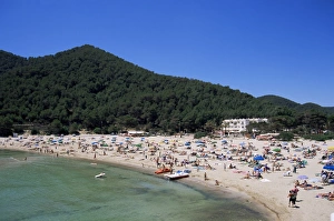 Balearic Island Tourism Drucke: Beach, Cala Llonga