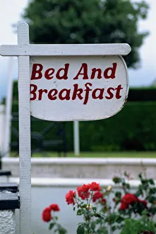 Great Britain Outdoor Attractions Drucke: Bed and Breakfast sign