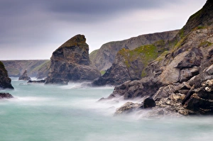 UK Nature Scenes Drucke: Bedruthan Steps and Carnewas, Cornwall, England, United Kingdom, Europe