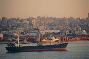 Mediterranean Seafront Drucke: Beirut harbour
