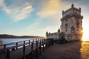Sunset In Portugal Drucke: Belem Tower during sunset, Restelo