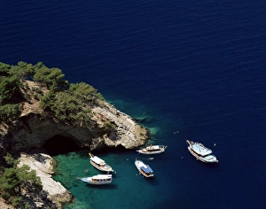 Contemporary Travel Destination Drucke: Blue Caves