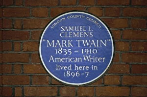 England Architecture Images Drucke: Blue plaque commemorating Mark Twain, London, England, United Kingdom, Europe