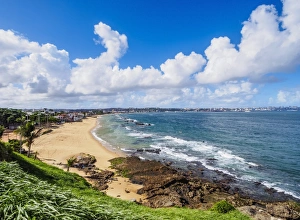 Salvador Brazil Drucke: Boa Viagem Beach, elevated view, Salvador, State of Bahia, Brazil, South America