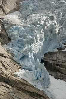 Scandinavia Landscape Drucke: Briksdal Glacier (Briksdalsbreen)