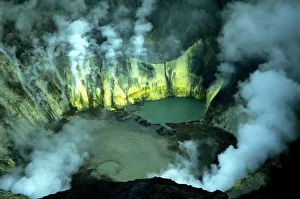 Southeast Asia Travel Guide Drucke: Bromo volcano crater on Java, Indonesia, Southeast Asia, Asia