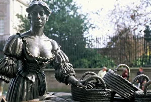 Bildhauerei Drucke: Bronzestatue von Molly Malone