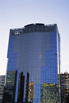 Contemporary Office Building Design Drucke: Buildings in the Azca district