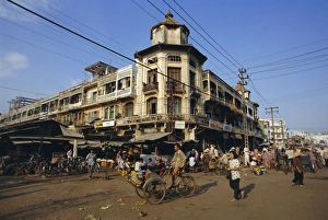 Vietnam Market Drucke: Bustling streets