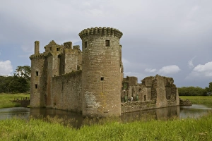 Dumfries And Galloway Castles Drucke: Caerlaverock castle