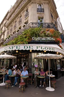 Bilder Datiert 22. Juni 2008: Kaffeehaus de Flore am Boulevard Saint-Germain in Paris Frankreich Europa