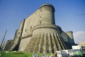 Southern Italy Travel Guide Drucke: Castel Nuova