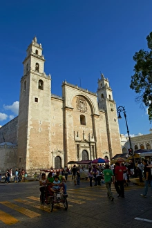 Merida Cathedral Drucke: The Cathedral, Independence Square, Merida, Yucatan state, Mexico, North America
