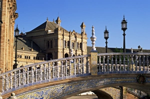 Mediterranean Urban Landscape Drucke: Ceramic bridge