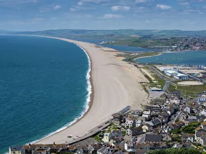 Chesil-Bach und die Flotte- Lagune aus Portland, Jurafuß-Küste, UNESCO-Weltkulturerbe