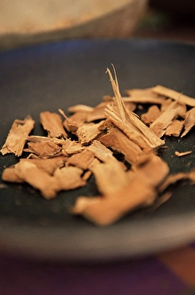 Windward Islands Photography Drucke: Cinnamon sticks, St