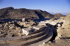 Turkish Archaeological Site Drucke: Circular base of Temple of Aphrodite