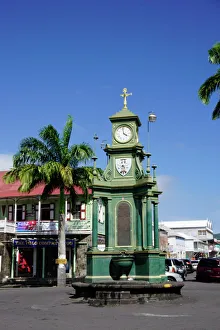 Drucke von Turmuhren im Zentrum der Hauptstadt am Piccadilly-Circus in Basseterre auf den Inseln Saint-Kitts und Nevis in den Windward-Inseln Westindien Karibik Mittelamerika St. Kitts Und Nevis Drucke: Uhrzeiturm im Zentrum der Hauptstadt am Piccadilly-Circus in Basseterre auf den Inseln Saint-Kitts und Nevis