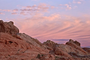 Sandstone Rock Formation Images Drucke: Clouds at dawn over sandstone formations