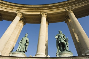 Heroes Square Budapest Drucke: Colonnade, Heroes Square