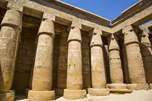 Kolommen des Tempels von Chonsu im Komplex der Karnaks-Tempel in Luxor ein Weltkulturerbe der Unesco