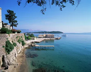 European Coastal Towns Drucke: Corfu Town