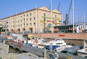 European Waterfront Destinations Drucke: Former cotton entrepot
