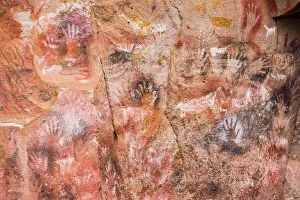 Drucke von Höhle der Hände (Kavernen von den Händen), Provinz Santa Cruz, Patagonien, Argentinien Südamerika Südamerikanische Kunstdrucke: Höhle der Hände in Santa Cruz-Provinz Patagonien Argentinien Südamerika